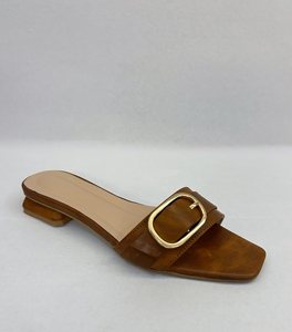 Mules de mujer para verano, de piel sintética con textura de nube marrón, con hebilla dorada, punta cuadrada, tacón bajo de medio pulgada, elegantes y casuales. - Product Image 1