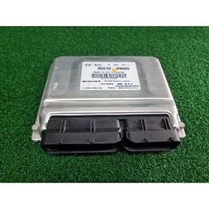 Equus a utilisé des ECU et des modules informatiques 956103N600 - Product Image 1