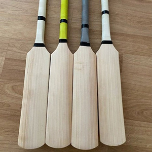 Batte de cricket classique en bois de saule anglais, durable, légère, pour l'entraînement en extérieur, avec une prise confortable, prête pour les matchs de niveau professionnel - Product Image 5