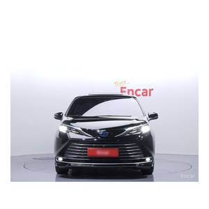 Toyota Sienna 2.5 Híbrida AWD 2023, 6,376 km, Asientos de Cuero, Cámara Trasera, Volante a la Izquierda - Product Image 3