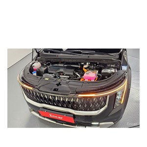 Kia Carnival HEV 2024/5, 7 Plazas, Limusina de Techo Alto, 8,712 km, Caja de Cambios Automática, Asientos de Cuero, Volante a la Izquierda - Product Image 6