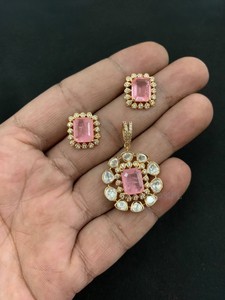 Stylish Gold Plated Classic Zircon Flower Design Claw Setting Necklace Earring <b>Set</b> for Wedding Anniversary <b>Gift</b> Wear for <b>Women</b> - Product Image 3