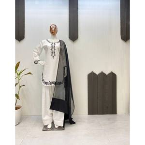 Hermosa parte superior e inferior de mujer con Dupatta para fiestas Conjunto elegante - Product Image 1