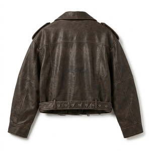Chaqueta de moto OEM para mujer, color marrón, de piel sintética, con cuello vuelto, cierre de cremallera, estilo biker corto, hecha en Pakistán. - Product Image 4