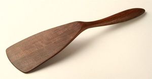 Ensemble d'ustensiles de cuisine en bois naturel faits à la main, comprenant une cuillère ajourée, une louche à soupe et une cuillère à glace, pour la cuisine et le service à domicile - Product Image 2