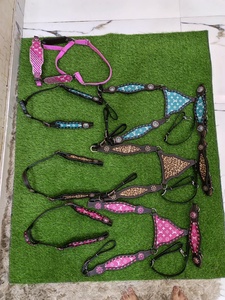2026 Más Vendido: Conjunto de Brida Estilo Western de Cuero Rosa Hecho a Mano con Detalles Estampados y de Cuentas, Tallas Personalizadas - Product Image 6