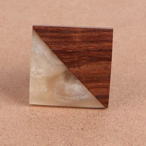 Boutons en résine au design parfait, boutons en résine et bois, boutons de meuble en résine, boutons de tiroir en résine, boutons en bois au meilleur prix de gros - Product Image 1