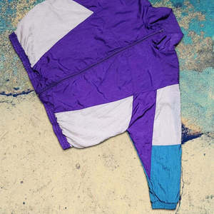 Wholesale 90s Retro Color Block Windbreaker Set Unisex 2 Piece Tracksuit Custom Vintage Sportswear Lightweight Jogging <b>Suit</b> - Product Image 3