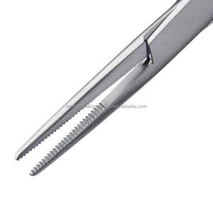 ชุดเครื่องมือผ่าตัดสแตนเลสแบบแมนนวลคีมหลอดเลือดแดงและกรรไกรพื้นฐานที่จำเป็นสำหรับการผ่าตัด - Product Image 4