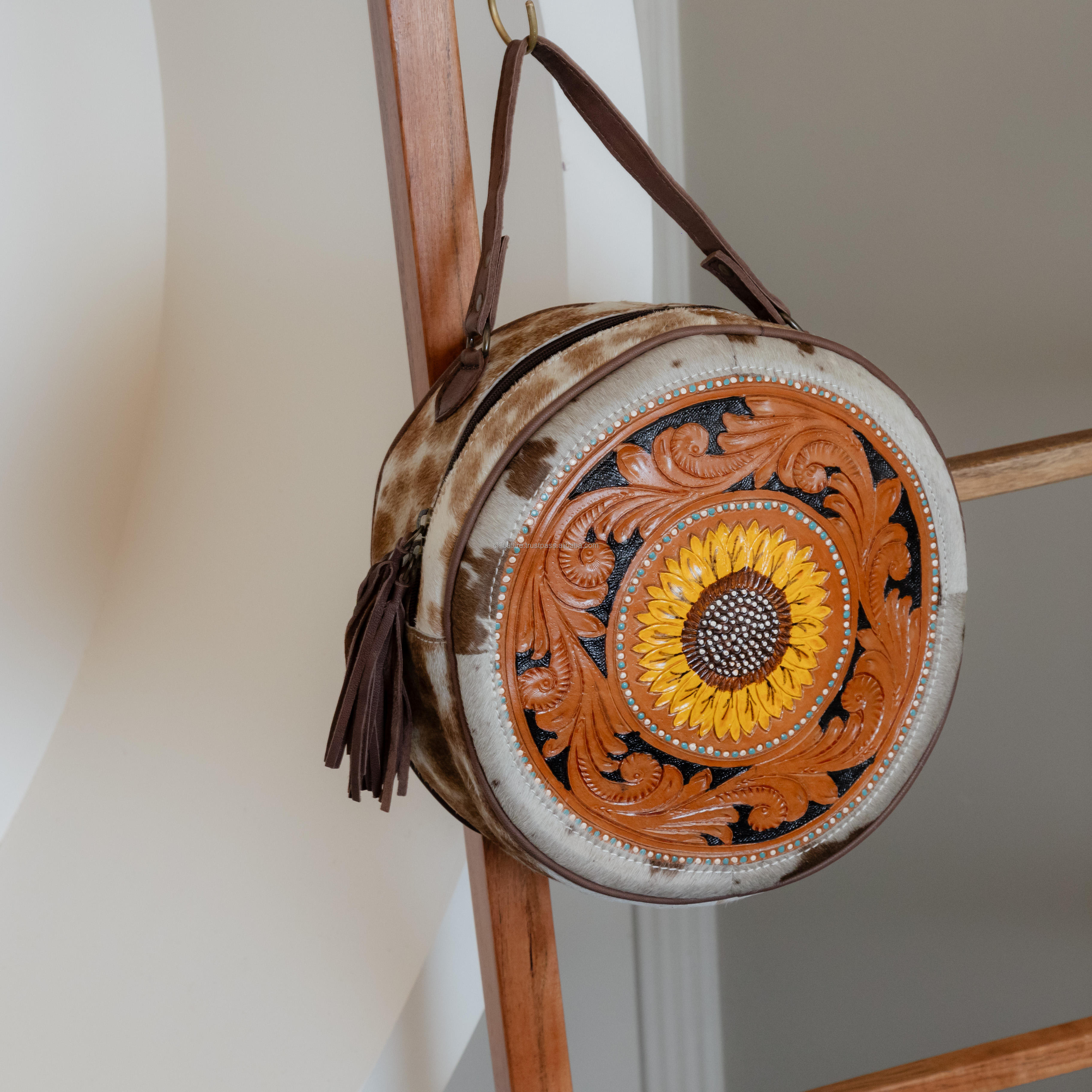 สีน้ำตาล