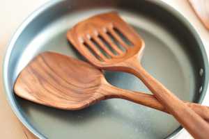 High Grade Rose <b>Gold</b> Plated Long Handle Eco-Friendly Wooden Kitchen Cooking Utensil Set Natural Wood Non Stick Spatula <b>Spoon</b> - Product Image 5