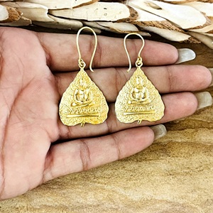 ต่างหูทรงหยดน้ำลายใบพระพุทธรูปทองเหลืองชุบทอง 18K สไตล์โบโฮสำหรับผู้หญิง ขายส่งแบบ OEM ODM มีความต้องการสูง - Product Image 4