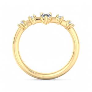 แหวนแต่งงานรูปตัววีประดับเพชรทรงลูกแพร์ เพชรเลี้ยงในห้องปฏิบัติการ แหวนทองรูปเชฟรอนประดับเพชร แหวนแต่งงานแบบโค้งซ้อนกันได้ - Product Image 6