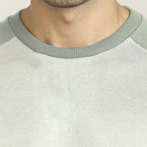 Los mejores conjuntos deportivos para hombre de secado rápido, diseño asequible, de última tendencia, sostenibles, nueva moda, con logo personalizado. - Product Image 3