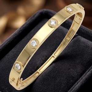 สร้อยข้อมือกำไลข้อมือรูปทรงเรขาคณิตสแตนเลสชุบทอง 14K เครื่องประดับแฟชั่นสำหรับผู้หญิงสวมใส่ทุกวัน - Product Image 1