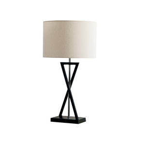 Lampe de table halogène moderne avec abat-jour en tissu, support en métal, lampe de chevet, lampe de bureau, écologique, protection des yeux, 2700K, lumière douce et dimmable - Product Image 3