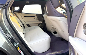 Avatr 06 2025 MAX Berline Hybride (EXPORTATION UNIQUE) -> Autonomie de 700 km Batterie de 110 kWh Transmission intégrale - Product Image 4