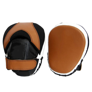 Pad d'entraînement de boxe et MMA professionnel personnalisable en cuir véritable de couleur unie - Product Image 1