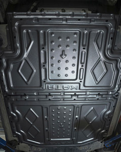 Nueva Cubierta Protectora de Batería de Coche de Aleación de Aluminio, Fácil de Instalar, Fabricada en Vietnam con Aleación de Acero Resistente para VinFast VF6 - Product Image 5