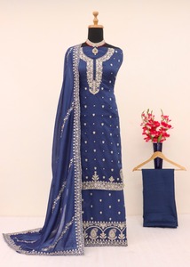 Winter Opulence Semi Chinon Silk Shalwar Kameez Set 3mm Secuencia Multi-Jari Trabajo Ropa India pakistaní para festivo - Product Image 3