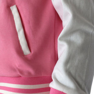 Blouson universitaire personnalisé Royal Gold-White Bomber à fermeture éclair intégrale, style vintage, en polaire, avec col en V, pour l'hiver - Product Image 3