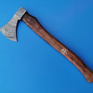 Iron Crown STEEL INDUSTRIES Hachette à tête de hache en acier à haute teneur en carbone, fabriquée à la main, manche en bois, longueur totale 25 pouces, garantie 3 ans, DIY - Product Image 1