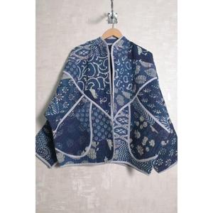 Veste imprimée Kantha vintage bohème pour femmes, manteau en patchwork de coton indien, vêtement ethnique fait main - Product Image 1