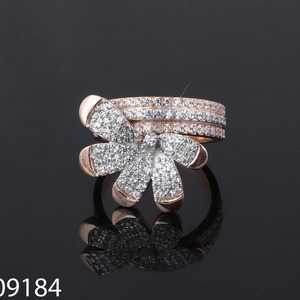 DVINS JEWELS Anillo de Diamantes con Diseño Floral, Chapado en Oro Rosa de 14K, Diamantes Cultivados en Laboratorio, Corte Brillante, Certificado, Moderno, para Mujer, Anillo de Boda - Product Image 1