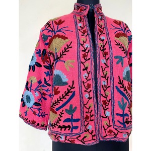 SHYAM EXPORT Veste courte en toile de coton rose brodée à la main pour l'automne et l'hiver, col mandarin, motif floral, manches longues, pull-over - Product Image 1