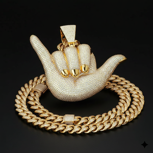 Pendentif personnalisé en forme de geste Shaka, serti de diamants micro-pavés, fabriqué à la main en argent 925 plaqué or jaune - Product Image 1