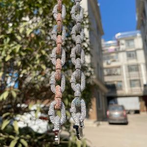 Bracelet pour homme style carabiner avec diamants de laboratoire VVS1, entièrement serti, style rappeur, hip hop. - Product Image 3