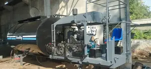 รถบรรทุกติดตั้งถังจ่ายยางมะตอยคุณภาพสูงสำหรับงานก่อสร้างและปูพื้นถนน - Product Image 4