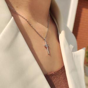 จี้เพชรรูปทรงกลม 0.25 กะรัต รูปกางเขนคริสเตียน สำหรับผู้หญิง ทอง 10K 14K หรือ PT950/S925 คุณภาพสูง รับรองโดย IGI - Product Image 4