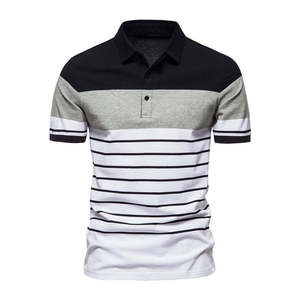 T-shirt blanc à manches courtes pour homme avec imprimé masque de démon rouge au dos, décontracté, col rond, en jersey de coton, coupe ajustée - Product Image 5