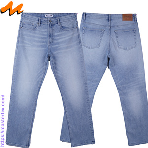 Jeans de Mezclilla para Hombre MASTER TEXTILE, Corte Clásico Recto Medio, Lavado Claro, Transpirables, Ecológicos, Cinco Bolsillos, Lavado a la Piedra - Product Image 3