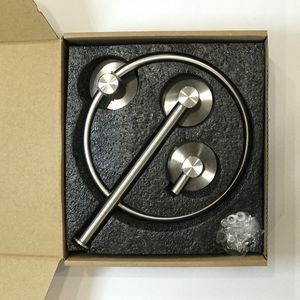 Set di Accessori per Bagno in Acciaio Inossidabile 304 di Alta Qualità, Antiruggine, Finitura Spazzolata Argento Lucido; Include Ganci per Accappatoi e Anello Portasciugamani - Product Image 6