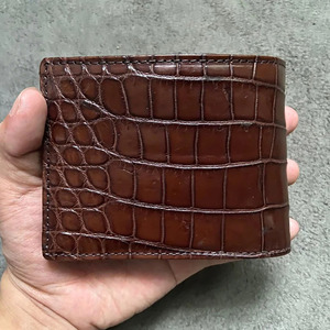 Portefeuilles en cuir pour hommes faits à la main, portefeuilles fins à double pliage avec protection RFID, vente en gros, fournisseur OEM, personnalisation de la marque, qualité d'exportation supérieure - Product Image 5