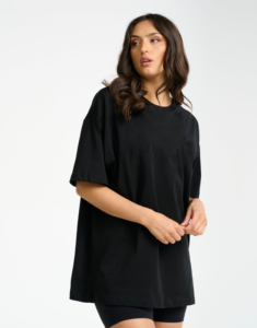 Camiseta de algodón oversize con cuello redondo y logo bordado para mujer, estilo streetwear, al por mayor - Product Image 6