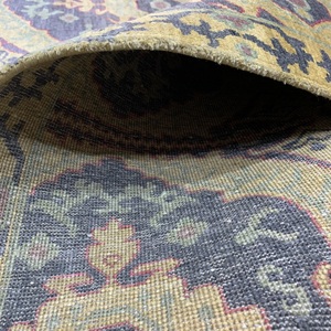 Alfombra de Lujo con Medallón Anudado a Mano, Azul y Dorado, Alfombra Oriental Tradicional de Lana y Seda, Alfombra Clásica Hecha a Mano - Product Image 6
