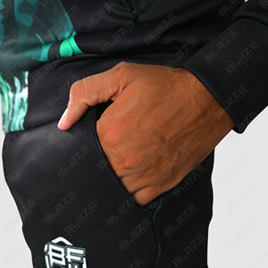Survêtements unisexe 2 couleurs en polyester de haute qualité Survêtements de sport pour hommes Survêtements de sport imprimés pour hommes - Product Image 4