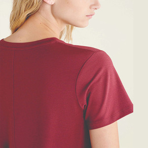 Camiseta con Logotipo Gráfico Estampado Personalizado OEM/ODM, Camiseta Extra Grande de Alta Calidad 100% Algodón con Mangas Cortas Personalizadas para Mujer - Product Image 5