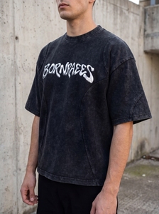เสื้อยืดโอเวอร์ไซส์สีดำสำหรับผู้ชาย พิมพ์ลายกราฟิกตัวอักษรโครเมียมเมทัลลิก ผ้าฝ้าย 100% เป็นมิตรกับสิ่งแวดล้อม แห้งเร็ว สไตล์สตรีทแวร์ คอกลม - Product Image 4