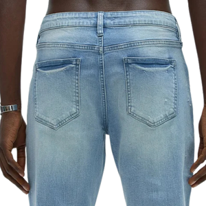 Vaqueros casuales de hombre, de peso medio, transpirables, azul claro, con efecto desgastado, corte bootcut, rotos en la rodilla, cinco bolsillos, estilo Y2K, para invierno - Product Image 4