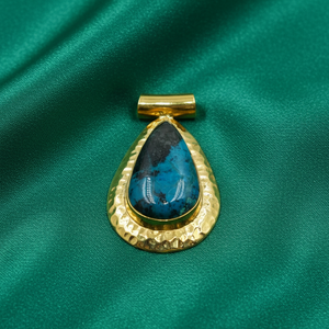 Colgante Grande de Crisocola Azul en Forma de Lágrima, Plata de Ley 925, Marco Martillado, Joyería Artesanal, Oro Rosa, Oro Amarillo - Product Image 1