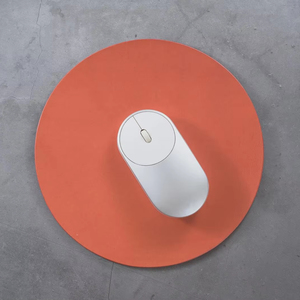 แผ่นรองเมาส์หนังแท้ขอบขัดเงาด้วยมือ แผ่นรองโต๊ะหนังวัวคุณภาพสูง สำหรับผู้บริหาร รุ่น LMP-0056 - Product Image 1