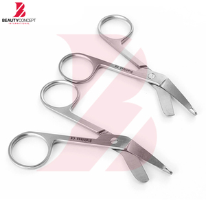 กรรไกรตัดผ้าพันแผลแบบแมนนวล รุ่นที่ดีที่สุดปี 2026 สำหรับโรงพยาบาล ผลิตภัณฑ์จำเป็นสำหรับการปฐมพยาบาล ทำจากสแตนเลส เหมาะสำหรับการผ่าตัดและการดูแลทางการแพทย์ - Product Image 4