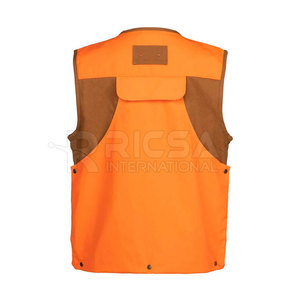 Chaleco de Caza Cómodo y Práctico con Construcción Resistente y Diseño Transpirable para Exteriores - Product Image 2