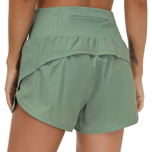 Shorts de course pour femmes avec logo personnalisé, légers, respirants, parfaits pour les entraînements, la salle de sport et l'usage quotidien - Product Image 2