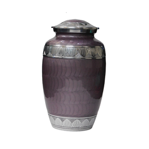 Urne funéraire en aluminium pour adulte avec gravure, finition en étain et émail noir et violet, articles funéraires en métal pour cendres humaines - Product Image 1