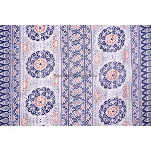 Cubrecama Reversible de Lujo con Diseño Tradicional Indio Kantha, Estampado Paisley, para Uso Doméstico - Product Image 2